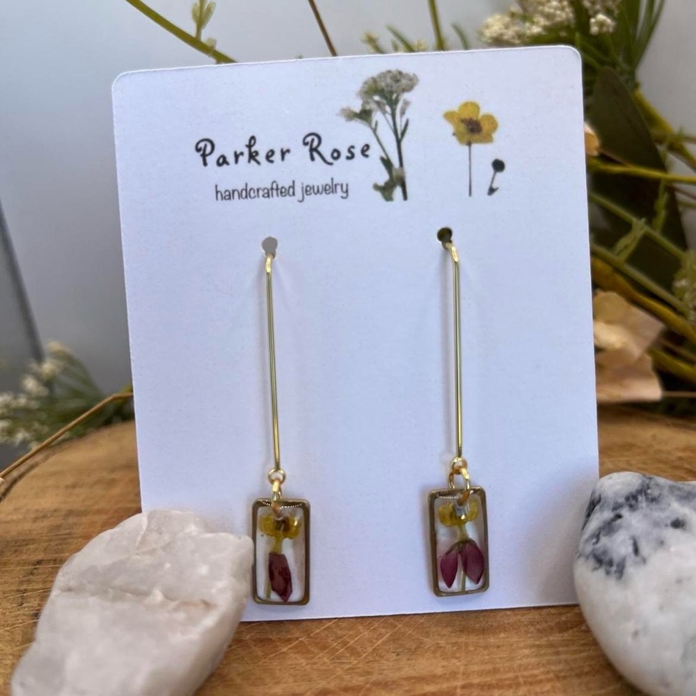 Simple Pressed Flower Stick Earrings